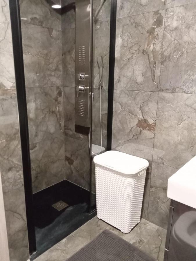 Apartment Paola With Free Private Parking Place سبليت المظهر الخارجي الصورة